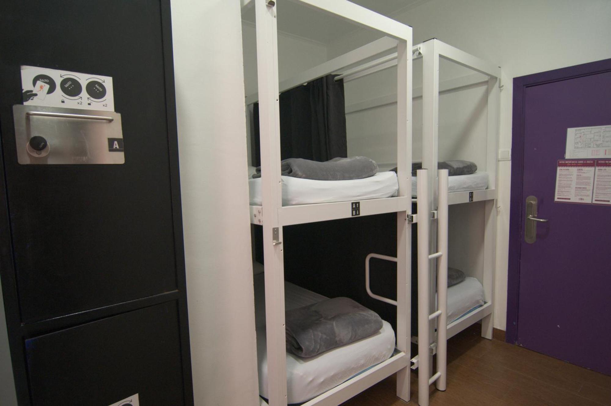 Kabul Party Hostel Barcelona — Zdjęcia 1